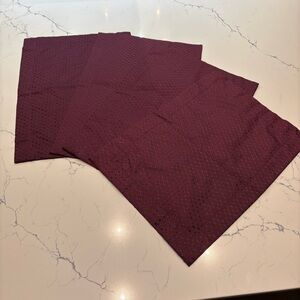 Set of 4 burgundy placemats